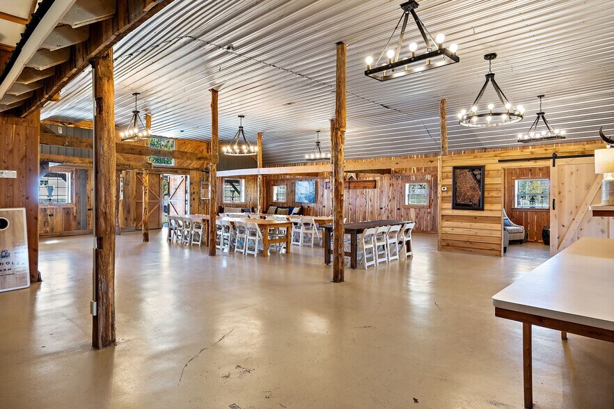 More Photos Of 2133 Allisona Rd, Eagleville Lodge Meeting Hall For Sale