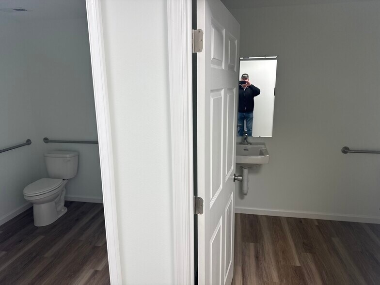 More Photos Of 464 James Burr Blvd, Kearneysville Unknown For Lease