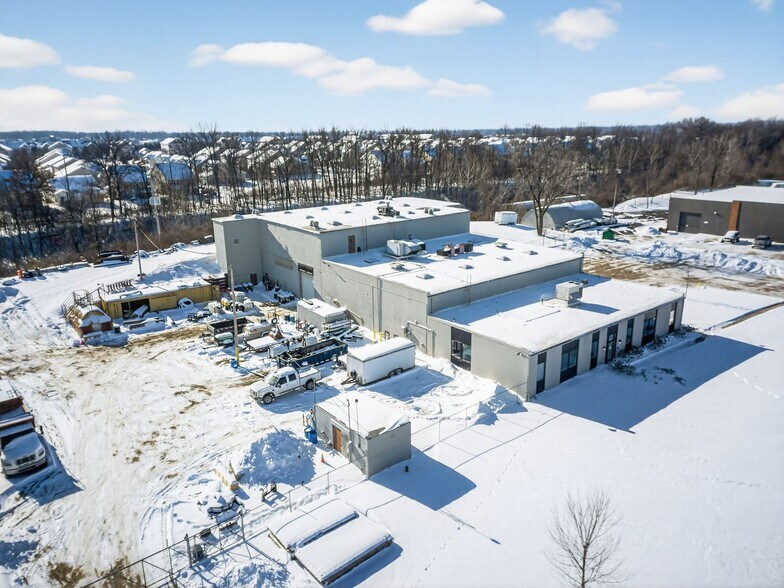 More Photos Of 1333 Research Rd, Gahanna Manufacturing For Sale