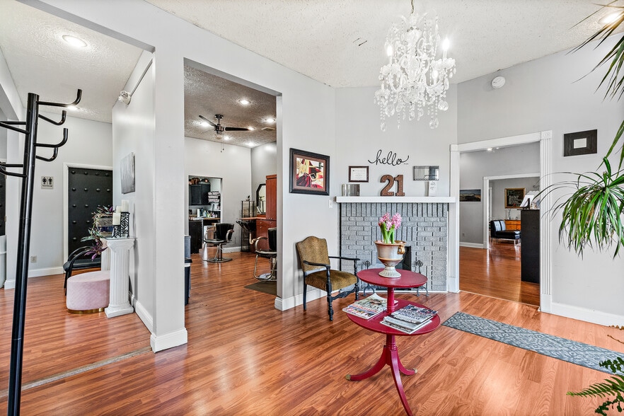 More Photos Of 2048 Winchester Ave, Ashland General Retail For Sale