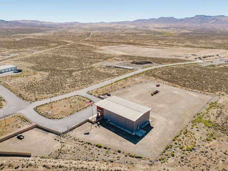 More Photos Of 1025 Carlin Trend Dr, Carlin Service For Sale