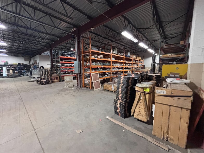 More Photos Of 1335 Emerson St, Rochester Manufacturing For Lease