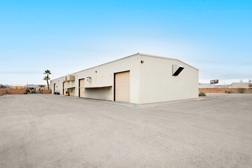 More Photos Of 265 Elliott Rd, Henderson Warehouse For Sale