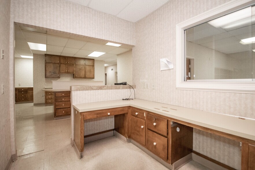 More Photos Of , Rockwell Medical For Lease