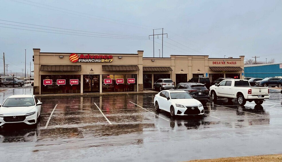 More Photos Of 2585 Decherd Blvd, Decherd Storefront For Lease