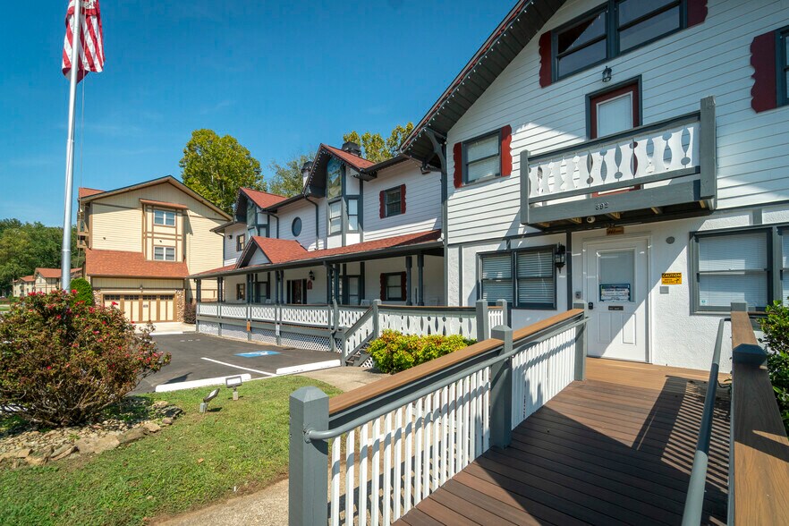 More Photos Of 892 Edelweiss Strasse, Helen Hotel For Sale