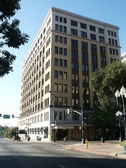 Primary Photo Of 610 Marshall St, Shreveport Office For Lease