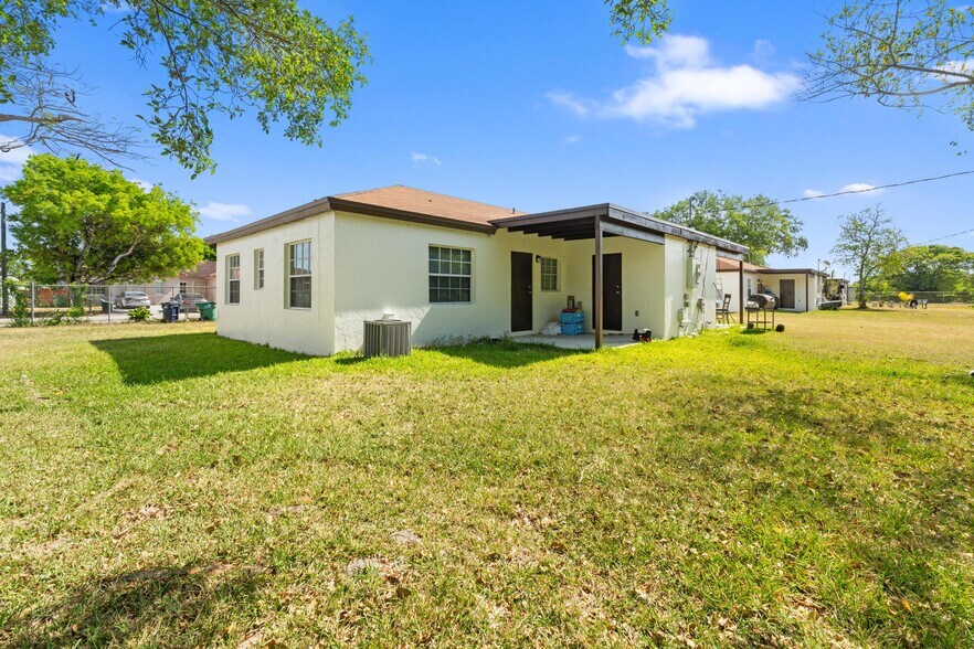 More Photos Of , Miami Multifamily For Sale