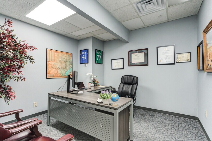 More Photos Of 1116 Broadway St, Lubbock Loft Creative Space For Lease