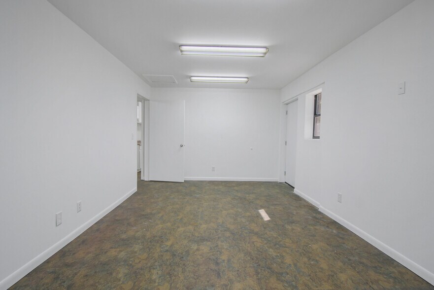 More Photos Of 1873 Everlee Rd, Jacksonville Industrial For Sale