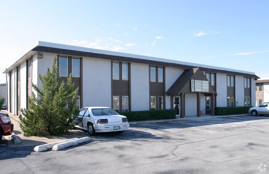 Primary Photo Of 804 W Curtis Dr, Midwest City Office For Sale