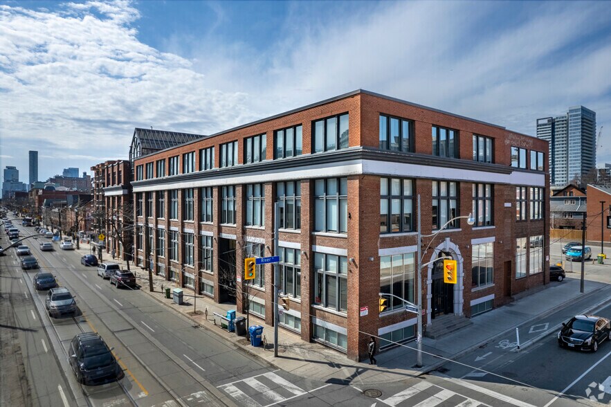 More Photos Of 550-554 Queen St E, Toronto Loft Creative Space For Lease