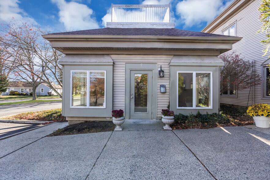 More Photos Of 1 Dag Hammarskjold Blvd, Howell Office For Sale