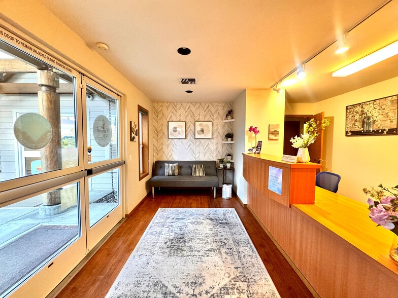 More Photos Of 1800 Cooper Point Rd SW, Olympia Office For Sale