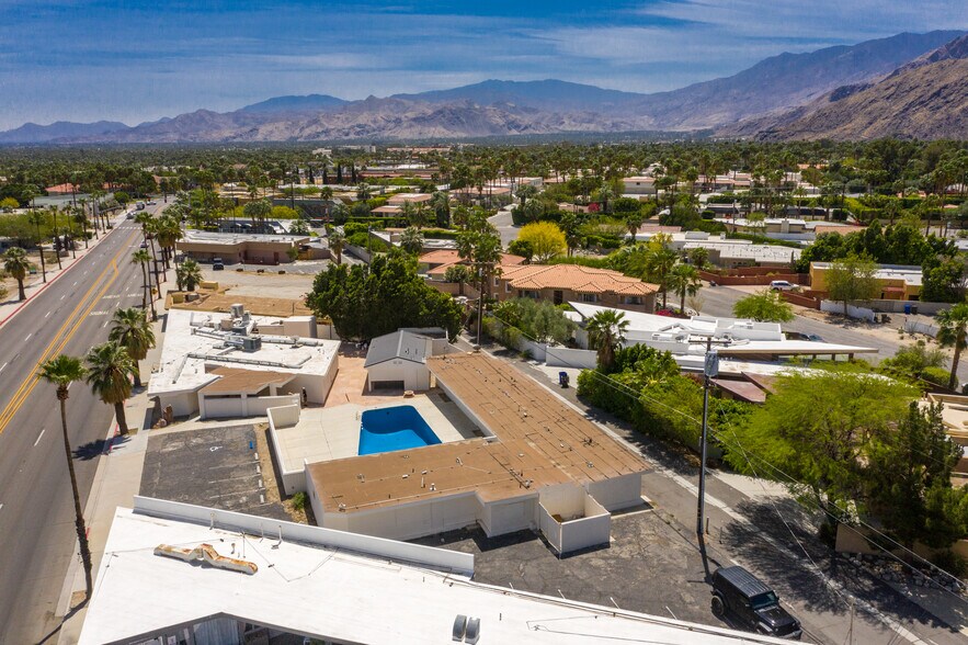 Primary Photo Of 2249 N Palm Canyon Dr, Palm Springs Hotel For Sale