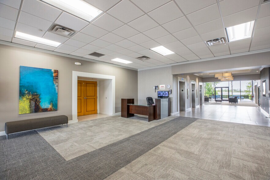 More Photos Of 5900 Lake Ellenor Dr, Orlando Office For Sale