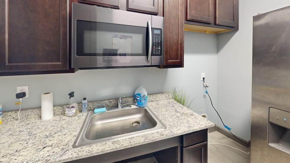 More Photos Of 8118 Fry Rd, Cypress Unknown For Lease
