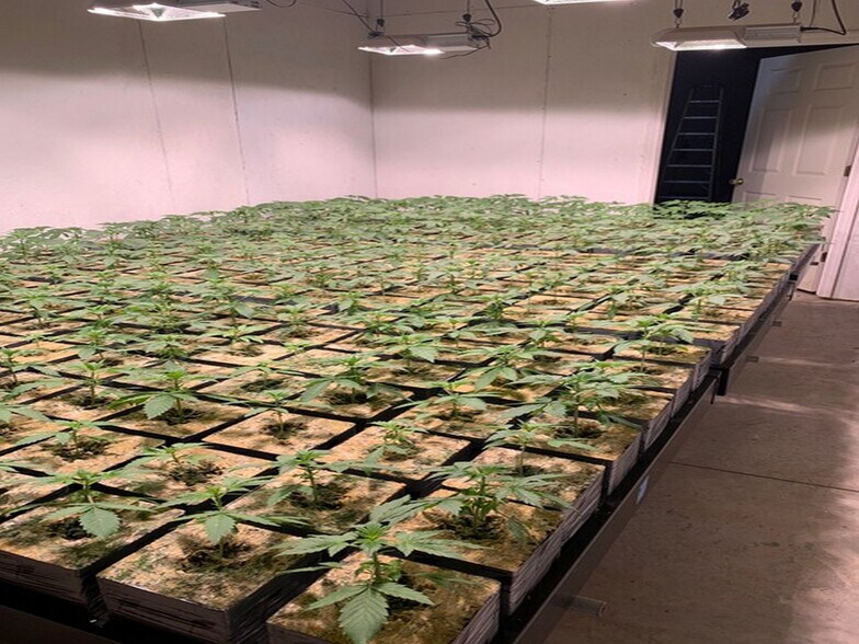 More Photos Of 80 Allegiance ln, Waynesville Warehouse For Lease