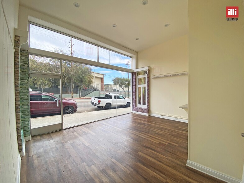 More Photos Of 3000 Whittier Blvd, Los Angeles Medical For Lease