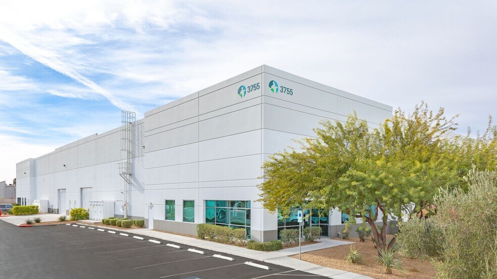 More Photos Of 3585 E Patrick Ln, Las Vegas Unknown For Lease