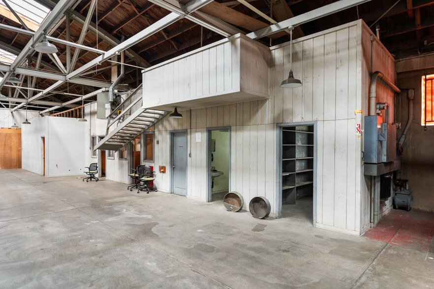 More Photos Of 1110 Colusa St, Vallejo Auto Repair For Sale