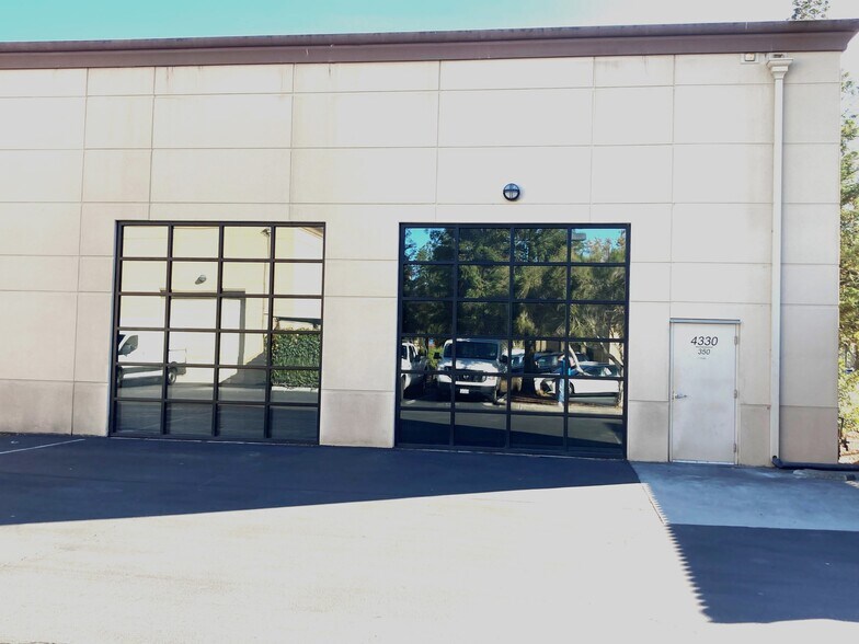 More Photos Of 4328-4330 Redwood Hwy, San Rafael Research And Development For Sale