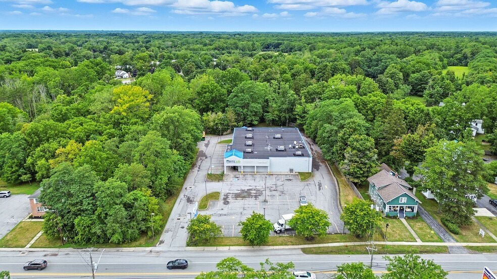 More Photos Of 13090 Broadway St, Alden Drugstore For Sale