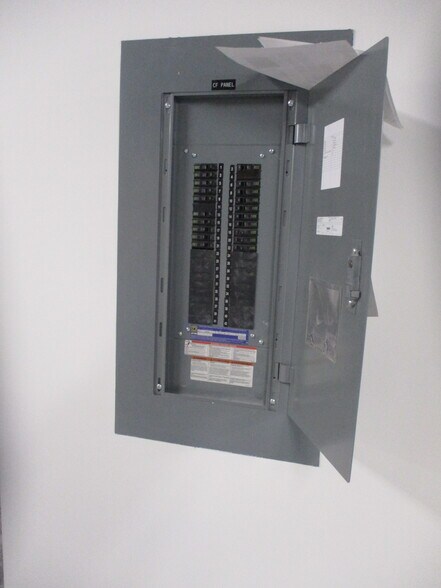 More Photos Of 449 Chester St, Brooklyn Apartments For Lease