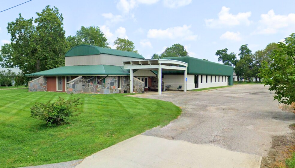 Primary Photo Of 111 Aiken St, Hope Light Distribution For Lease