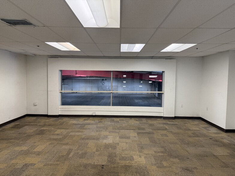 More Photos Of 1785 State Road 436, Winter Park Showroom For Sale