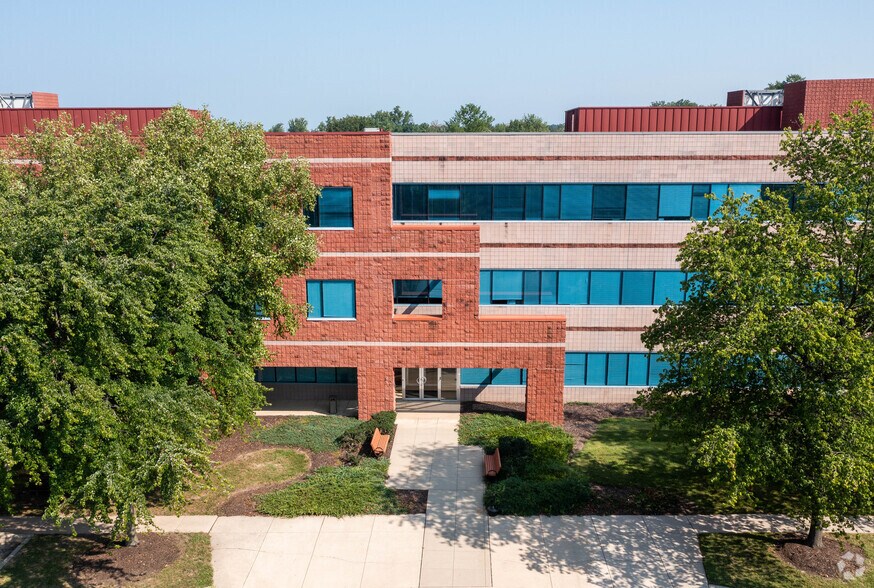 More Photos Of 6325 Woodside Ct, Columbia Office For Lease