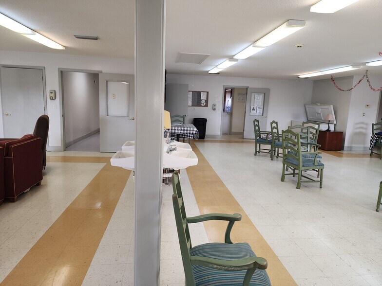 More Photos Of 95 Truman Rd, Hawkinsville Assisted Living For Sale