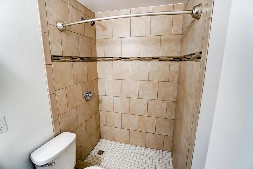 More Photos Of 4326 Hamilton Ave, Cincinnati Apartments For Sale