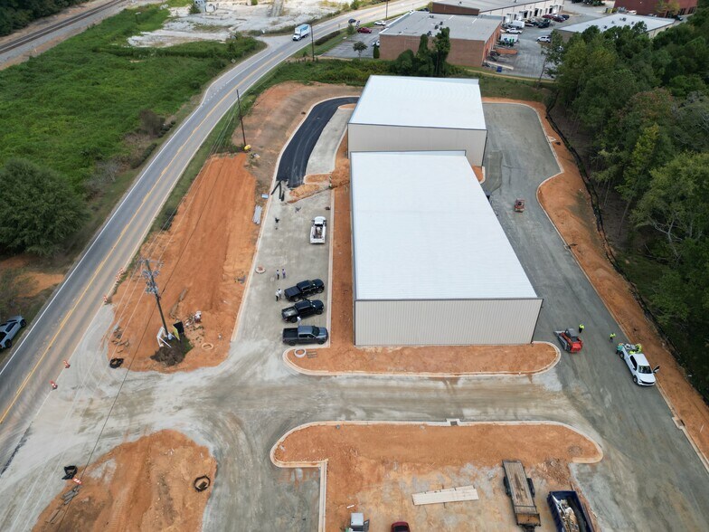 More Photos Of 4625 Atlanta Hwy, Flowery Branch Warehouse For Sale