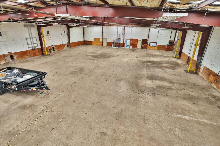 More Photos Of 1207 N Fm 3083 Rd, Conroe Distribution For Sale