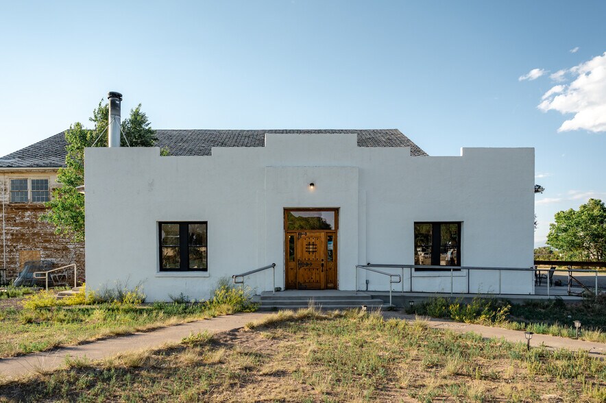 More Photos Of 5301 Terry St Terry St, Mosca Specialty For Sale