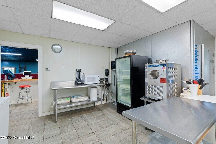 More Photos Of 5527-5531 Rte 7, Hoosick Falls General Retail For Sale