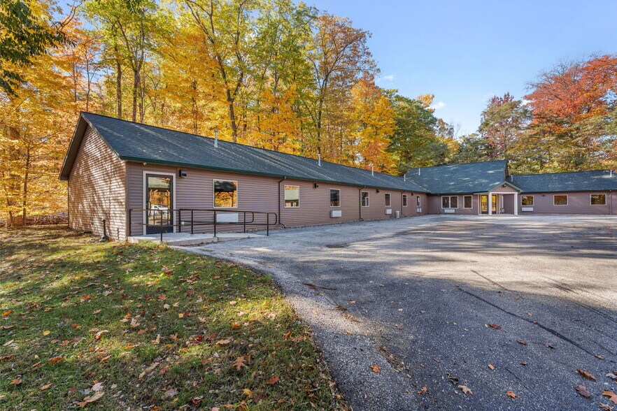 More Photos Of 12800 Cherry Ave, Rapid City Hotel For Sale