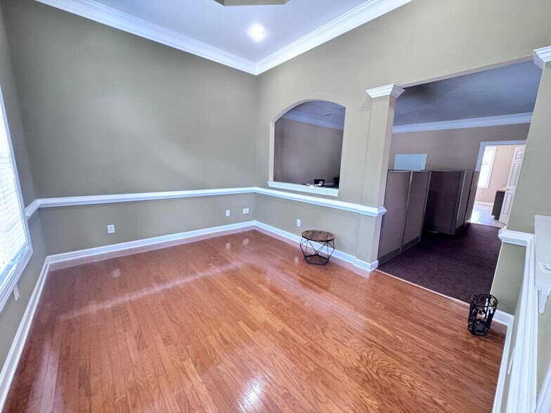 More Photos Of 1875 Old Alabama Rd, Roswell Medical For Lease