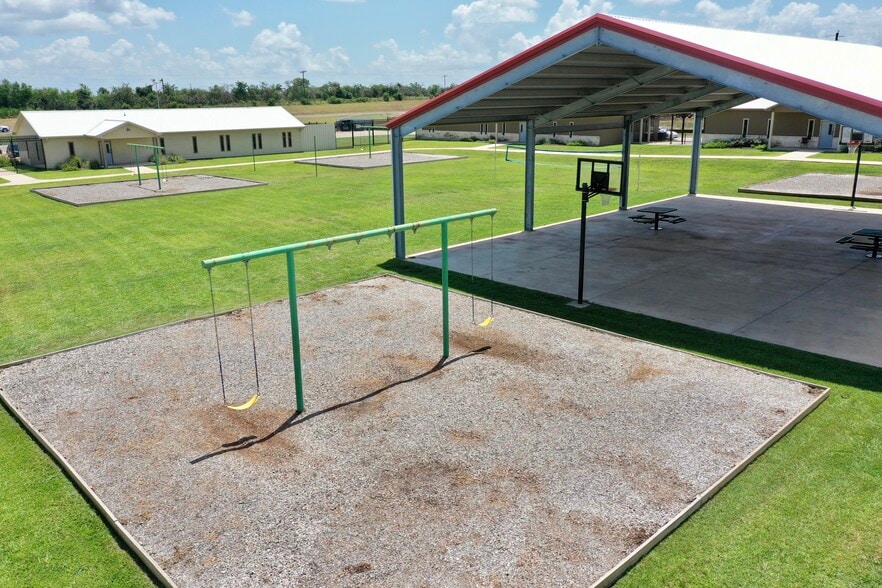 More Photos Of 4150 Highway 36 S, Brenham Shelter For Sale