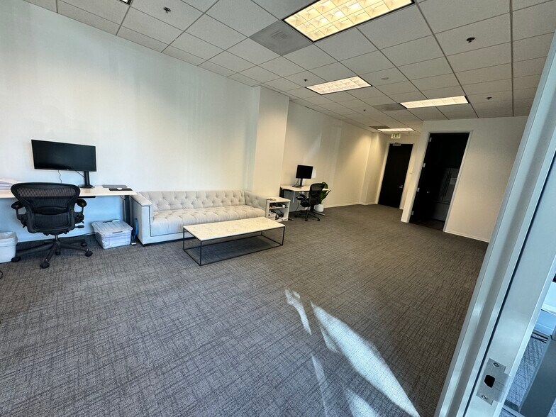 More Photos Of 2855 Michelle Dr, Irvine Office For Lease