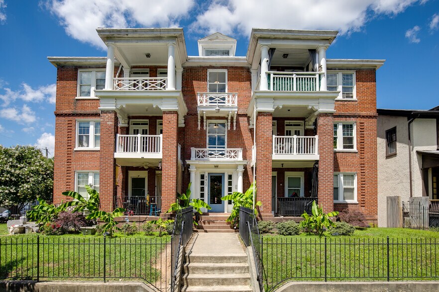 More Photos Of 2400 Barton Ave, Richmond Apartments For Sale