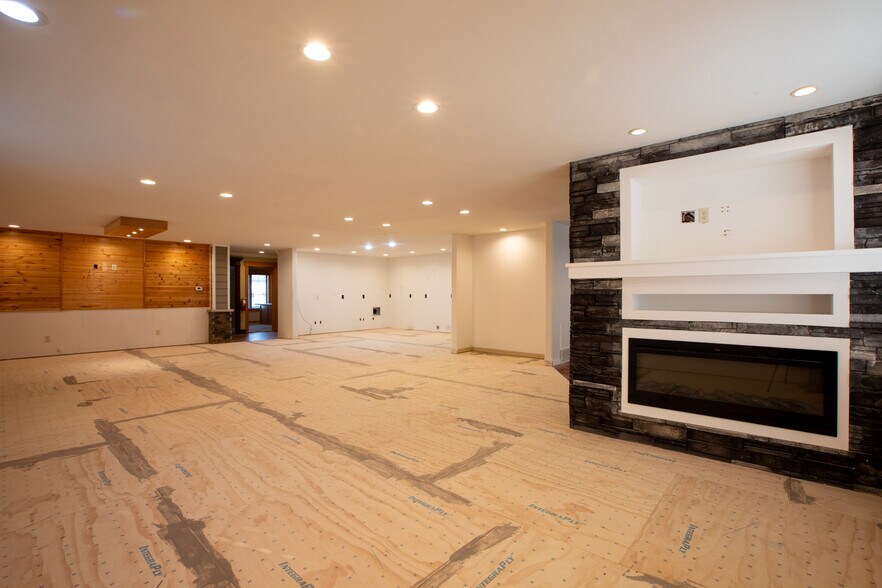 More Photos Of 1411 W Dakota Pkwy, Williston Office For Lease