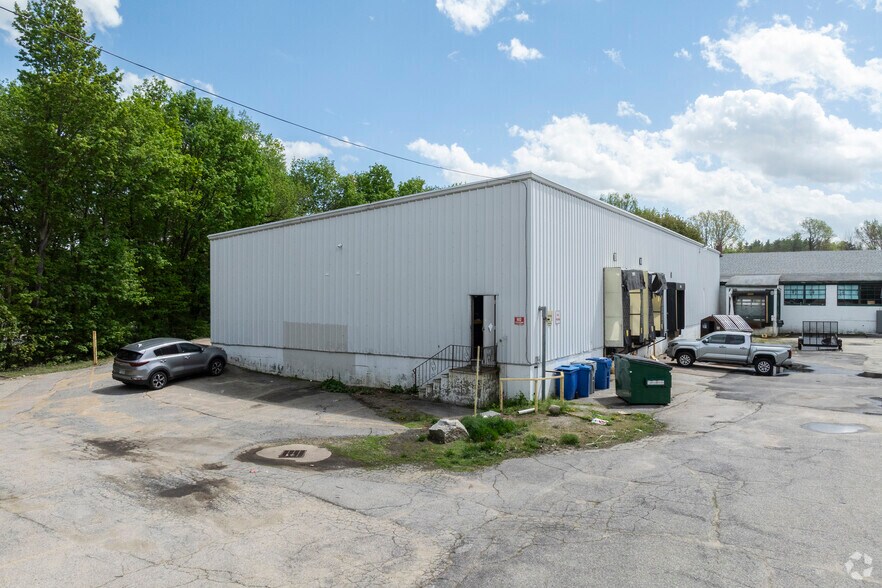 More Photos Of 1 Hampshire Dr, Milford Manufacturing For Lease