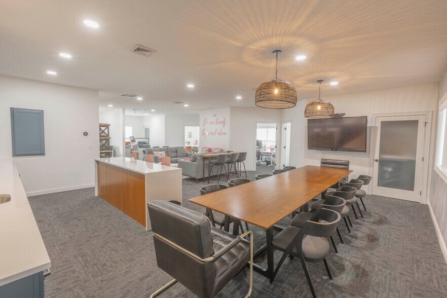 More Photos Of 350 Huls Dr, Englewood Office For Sale