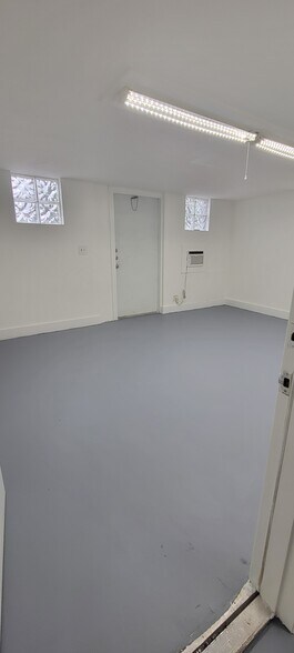 More Photos Of 515-517 S Flagler Ave, Pompano Beach Warehouse For Lease