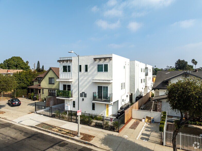 More Photos Of 2234 Crenshaw Blvd, Los Angeles Apartments For Sale
