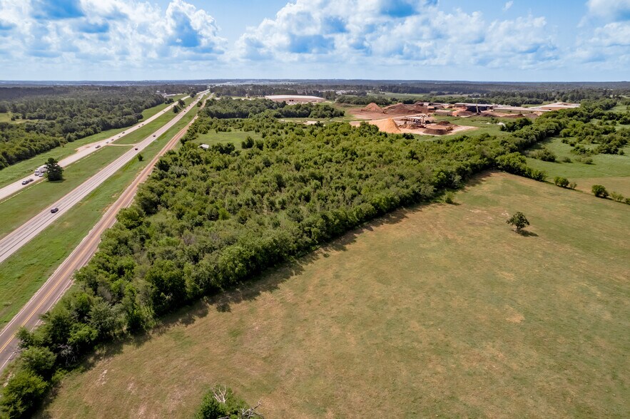 More Photos Of 969 IH 45 N Feeder Rd, Huntsville Land For Sale