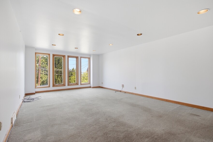 More Photos Of 3519 Bigelow Blvd, Pittsburgh Office For Sale