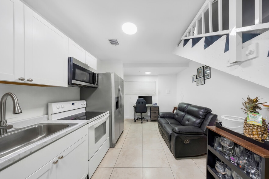 More Photos Of 1553 SW 2nd St, Miami Apartments For Sale